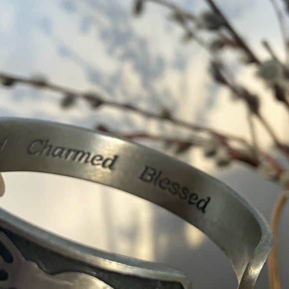 Vintage Goddess Bracelet - Picture 3 of 4